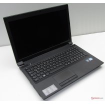 Lenovo B570e Intel i3-2328M CPU 4 GB DDR3 RAM 320 GB SATA HDD laptop új akkuval