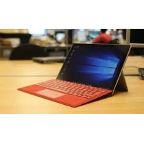 Microsoft Surface Pro 4 Intel i5-6300U 8 GB DDR3 RAM 256 GB SSD Tablet Billentyűzettel